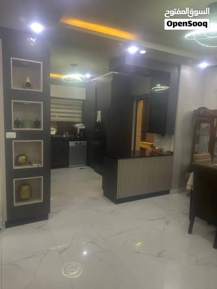 شقة مفروشة فاخرة للإيجار في المدينة الرياضية - 3
