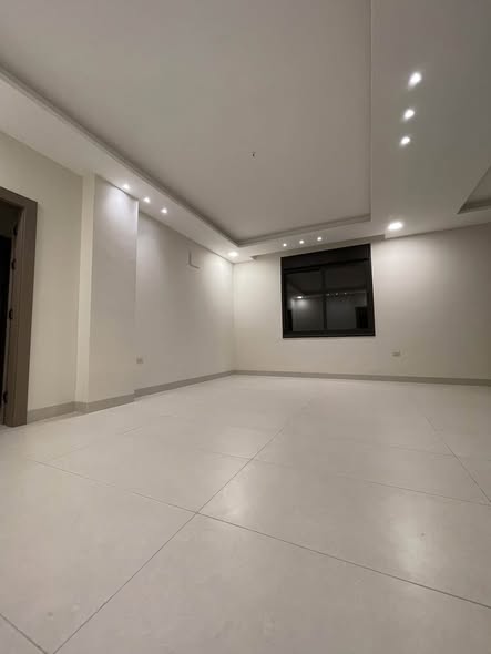 شقة فاخرة للإيجار في الراهبات بإربد - 3