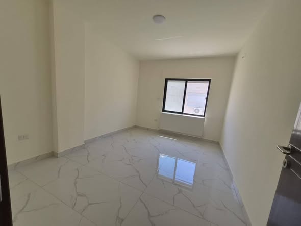 شقة فاخرة مميزة للإيجار في الجندويل - 2