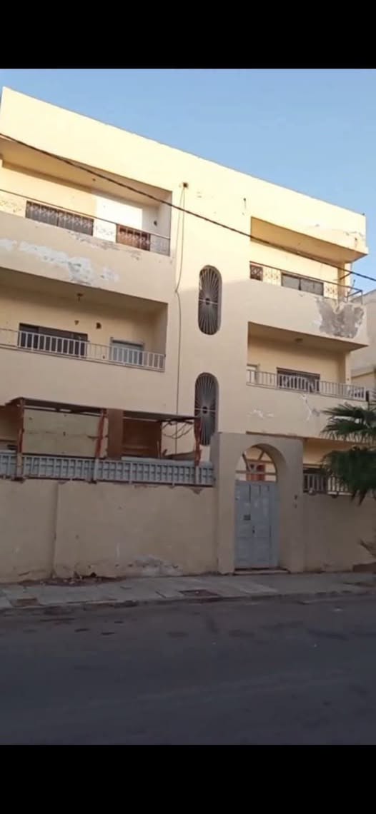 عمارة للبيع في المحدود الشرقي – استثمارية