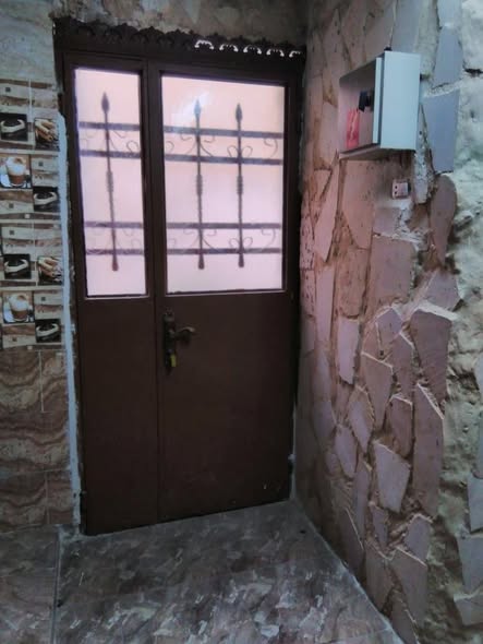 فرصة استثمارية: عمارة سكنية 3 طوابق بعائد شهري 630 دينار