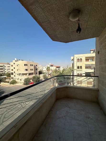 شقة للبيع في المقابلين مع كراج - 4