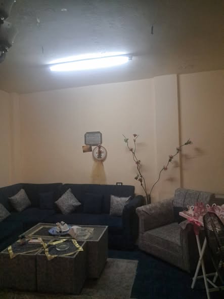 بيت جديد بالكامل للبيع في الوحدات - 3