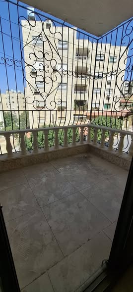 شقة فاخرة للبيع في طبربور - 2
