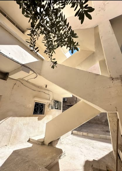 عمارة استثمارية للبيع في الزرقاء - فرصة نادرة - 4