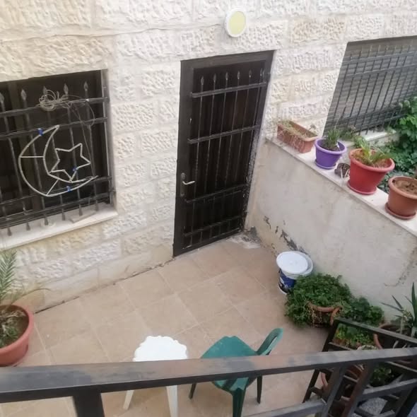 شقة للبيع في الجبيهة بسعر مميز 65,000 دينار - 2