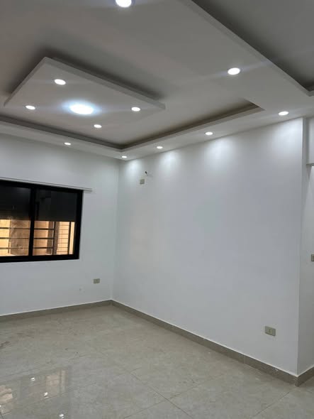 شقة واسعة للإيجار في البنيات – قرب مدارس الحصاد - 5
