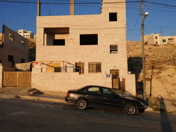 عمارة طابقين للبيع في حي عدن – استثمر بأمان - 3