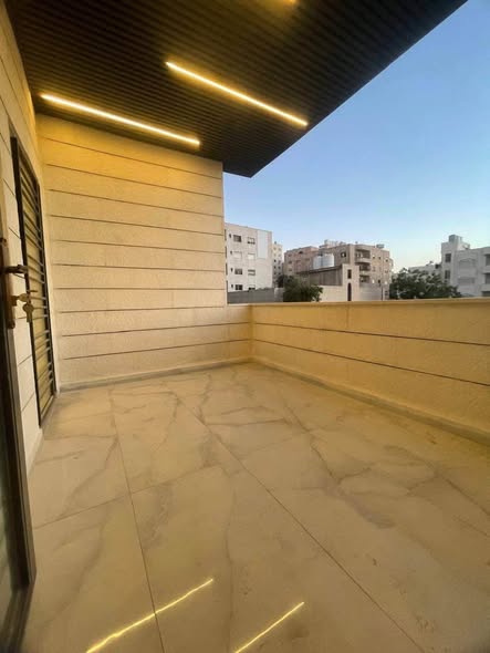 شقة فاخرة للبيع في طبربور - إطلالة جميلة - 5