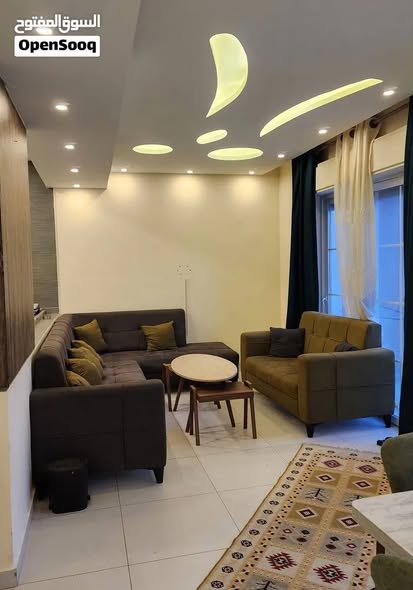 شقة مفروشة فاخرة للإيجار في الجاردنز - 4