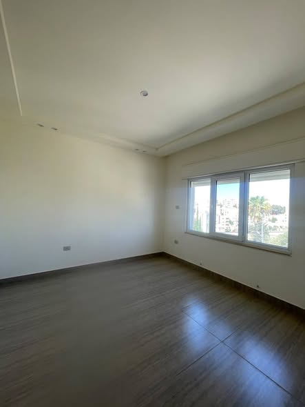 شقة جديدة فاخرة للبيع في خلدا - لم تُسكن - 4