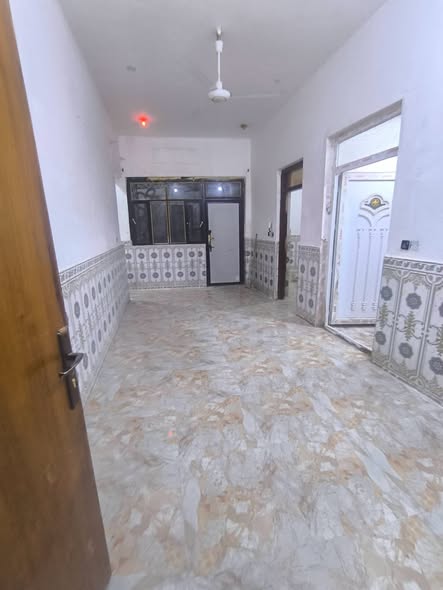 مشتمل أرضي فاخر للإيجار في أم الخيل