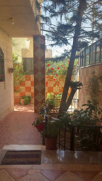 منزل طابقين للبيع المسعجل - الزرقاء الجديدة - 2
