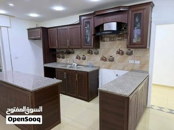 شقة مجددة فارغة للإيجار في شارع الجامعة (الجامعة الأردنية) - 4