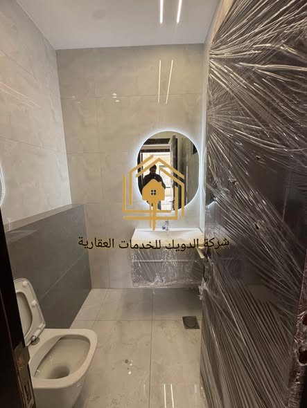 شقة أرضية فاخرة للايجار في ضاحية الرشيد