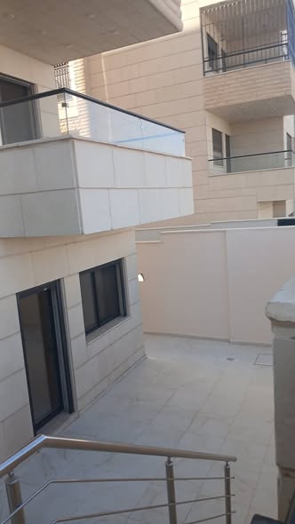 شقة واسعة للبيع في طبربور مع تقسيط مريح - 2