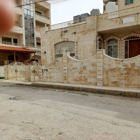 بيت طابقين بأجمل مناطق ماركا الجنوبية - فرصة لا تعوض - 3