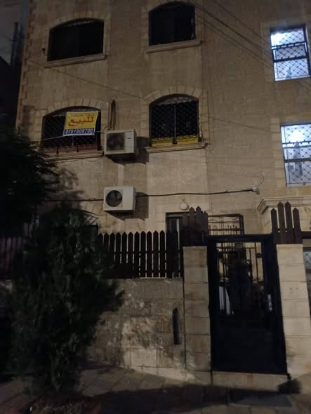 شقة فاخرة للبيع في جبل النصر