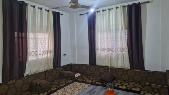بيت مستقل للبيع في المفرق الضاحية - 2