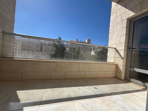 شقة فارغة للإيجار في ضاحية الرشيد - 3