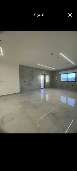 طابق شبه أرضي فاخر للبيع في طبربور