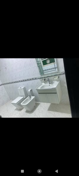 شقة فاخرة للبيع مع كراج ومدخل مستقل - 4