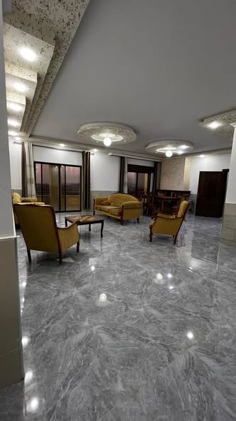 شقة مفروشة فاخرة للإيجار في الجبيهة بإطلالة خلابة
