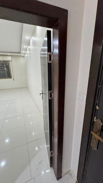 شقة فاخرة للإيجار في المقابلين - 5