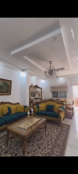 شقة فاخرة للبيع في إربد – حي المطلع بمساحة 260م² - 2
