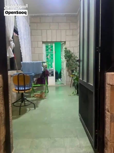 شقة فارغة للإيجار في جبل اللويبدة - 130م - 2