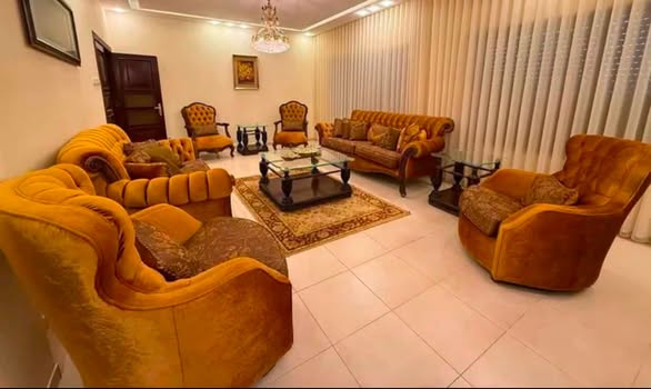 شقة فاخرة مفروشة للإيجار في عمان، عبدون - 2