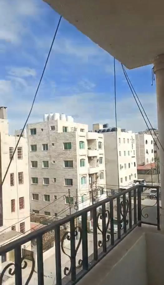 شقة فاخرة للبيع في اربد - لقطة استثمارية