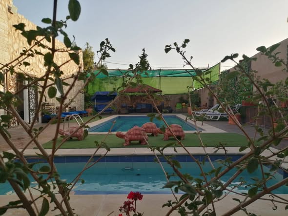 مزرعة وشاليه فاخرة للبيع - استثمار فريد وخصوصية عالية