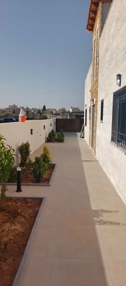 فيلا فاخرة للبيع في العبدلية – من المالك مباشرة - 2