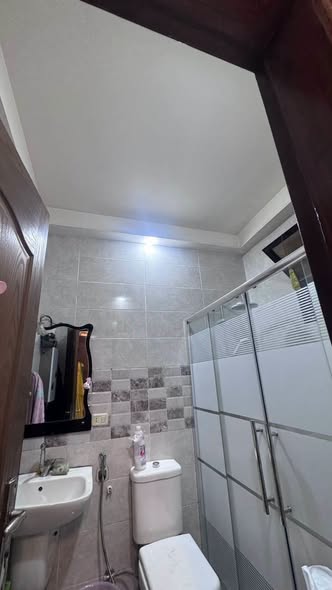 شقة فاخرة للبيع في إربد – الحي الجنوبي بالقرب من إربد مول