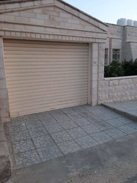 فيلا فاخرة في الحي الجنوبي بإربد للبيع - 4