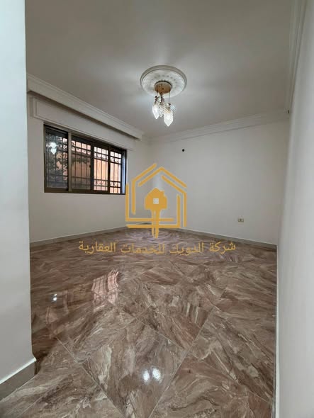 شقة فارغة للإيجار في دير غبار - 4