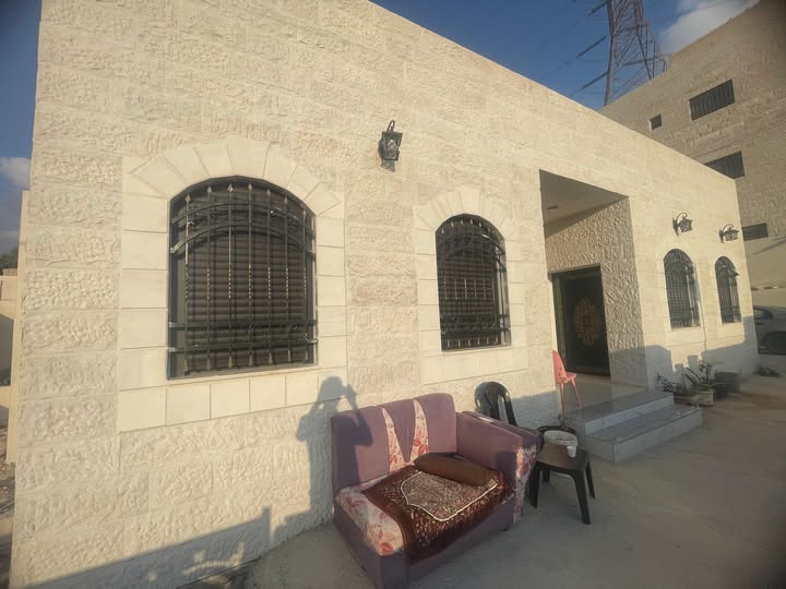 منزل للبيع في أبو علندا الشرقية - فرصة استثمارية