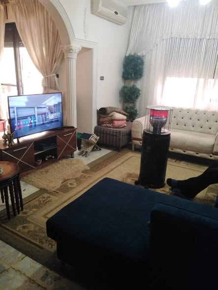 شقة للبيع بسعر حرق في السابع - فرصة استثمارية مميزة - 2