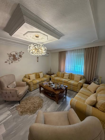 شقة سكنية فاخرة للبيع في ضاحية الرشيد - 3