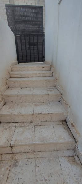 بيت مستقل للبيع في الزرقاء - حي الأمير حمزة - 4