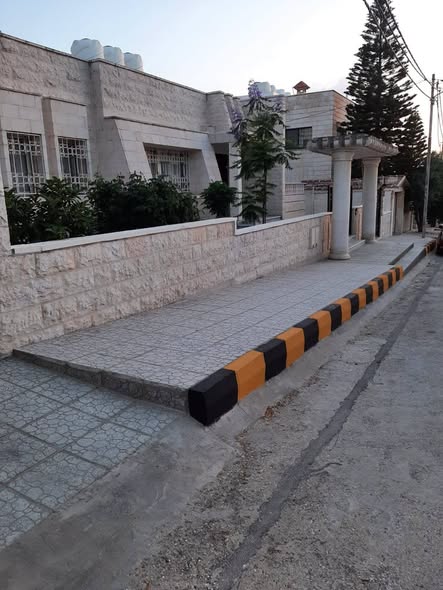 فيلا فاخرة للبيع في إربد – حي راقي وهادئ فرصة استثمارية مميزة - 3