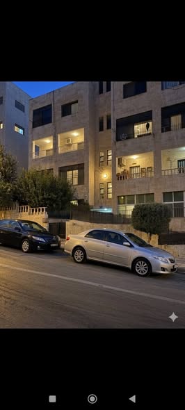 شقة فاخرة للبيع في ضاحية الياسمين