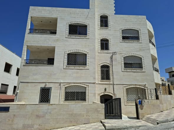شقة مفروشة للطالبات في شفا بدران – قرب جامعة العلوم التطبيقية