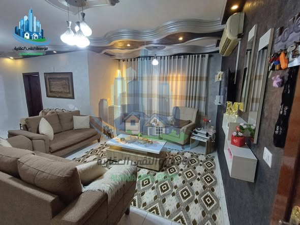 شقة فاخرة للبيع في جبل طارق - الزرقاء
