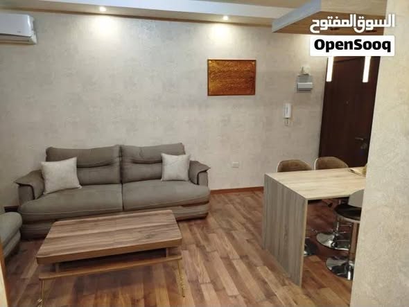 شقة فاخرة مفروشة للإيجار في الجبيهة - 5