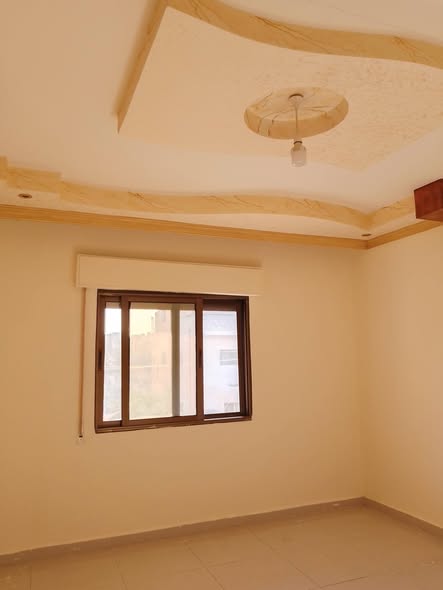 شقة سكنية للإيجار - إربد، طابق أرضي 160م