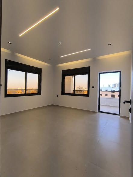شقة فاخرة للبيع في إربد – الحي الشرقي - 5
