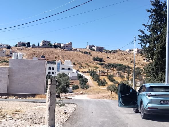 أرض للبيع بموقع استثماري في بيرين - 2