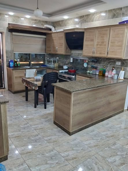 شقة سكنية فاخرة 150م للبيع في الراهبات - 2